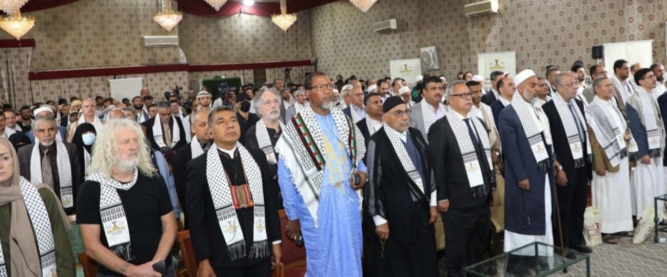 المشاركون في مؤتمر فلسطين الثالث بالعاصمة صنعاء يعلنون دعمهم وتأييدهم لقرار قائد الثورة بمنع الملاحة الصهيونية