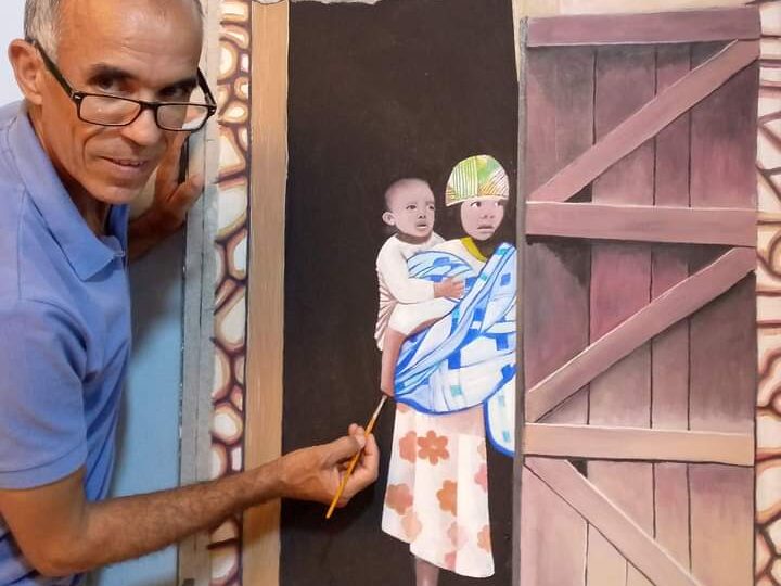 الفنان التشكيلي عبد العزيز اجريري: مسار فني متميز يجمع بين التشكيل والخط المغربي