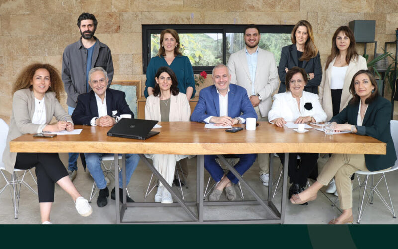 أطلقت حركة أُسُس طوعا، اليوم من مركزها في زغرتا، لوائح مؤلفة من ١١ مرشحًا