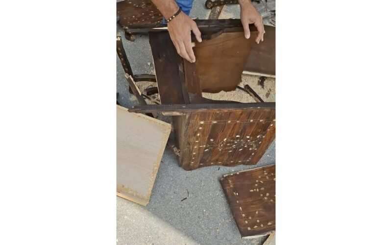 بعد توقيف مهرّب،مكتب مكافحة المخدرات المركزي يضبط كمية مخدرات مخبأة في كراسي وطاولات داخل سيارة بطريقة احترافية