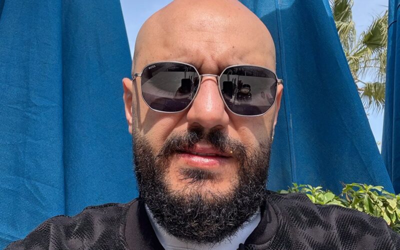 بعد شمس الزناتي  … ريمون رمسيس يشتري حقوق عصابة  حمادة وتوتو