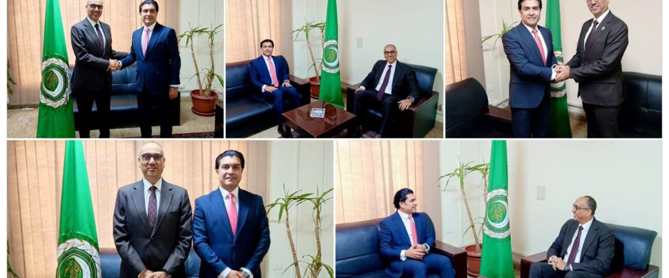 سمير يلتقي الوزير المفوض فيصل غسال بالجامعة العربية