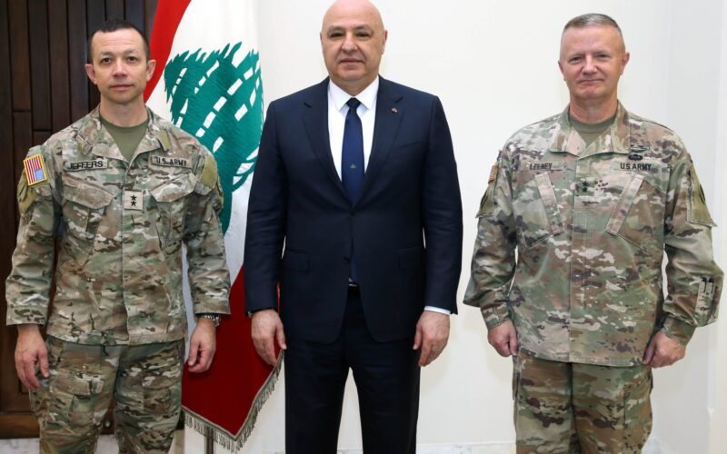 انضمام الجنرال مايكل ليني إلى لجنة تنفيذ وقف الأعمال العدائية كقائد عسكري رفيع بدوام كامل في بيروت