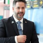 تسريبات مجتزأة وصافرة موجهة: سلام أمام محكمة الرأي العام