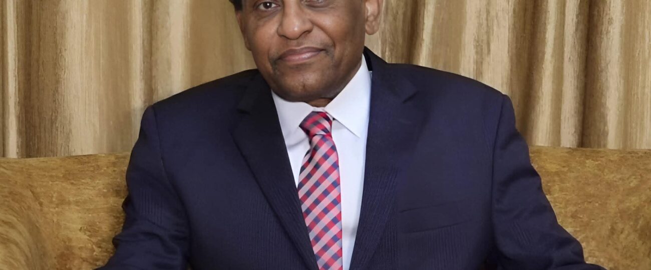 رئيس مجلس الوزراء يوجه بفتح أقسام الشرطة وتفعيل الأطواف الأمنية بولاية الخرطوم اعتباراً من اليوم