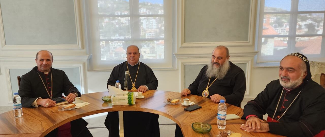 مجلس اساقفة زحلة والبقاع : التمسك بالارض لارتباطها بهويتنا