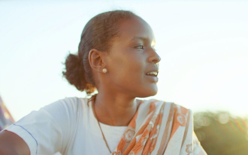 العرض العالمي الأول لفيلم ملكة القطن لسوزانا ميرغني بمهرجان فينيسيا السينمائي الدولي