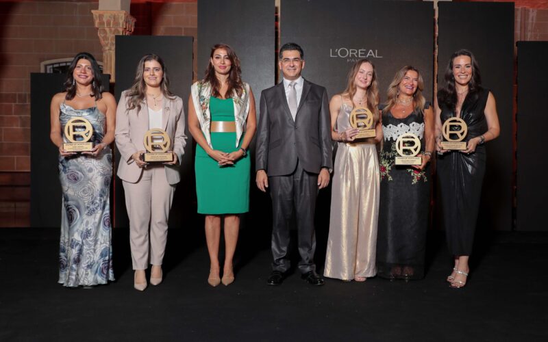 لوريال باريس تُكرّم خمس سيدات لبنانيات متميزات خلال حفل “Women of Worth” لعام 2025 وتُسلّط الضوء على إنجازاتهنَ الاستثنائية.