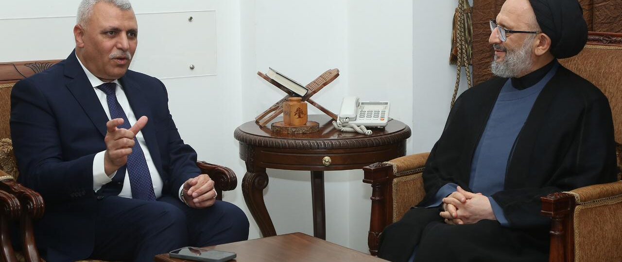 اللواء شقير قدّم واجب العزاء للسيد علي فضل الله بوفاة حرَم المرجع فضل الله