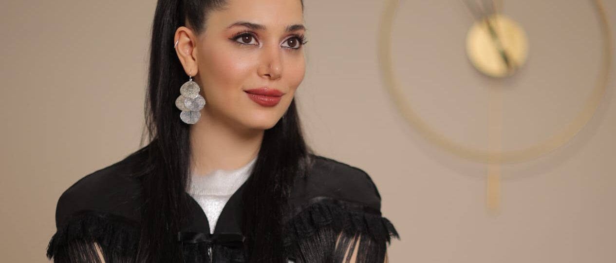 الإعلامية  لجين السمان … لن أطأطئ راسي لأصحاب القنوات المستغلين بل سأخلق عالمي بصوتي