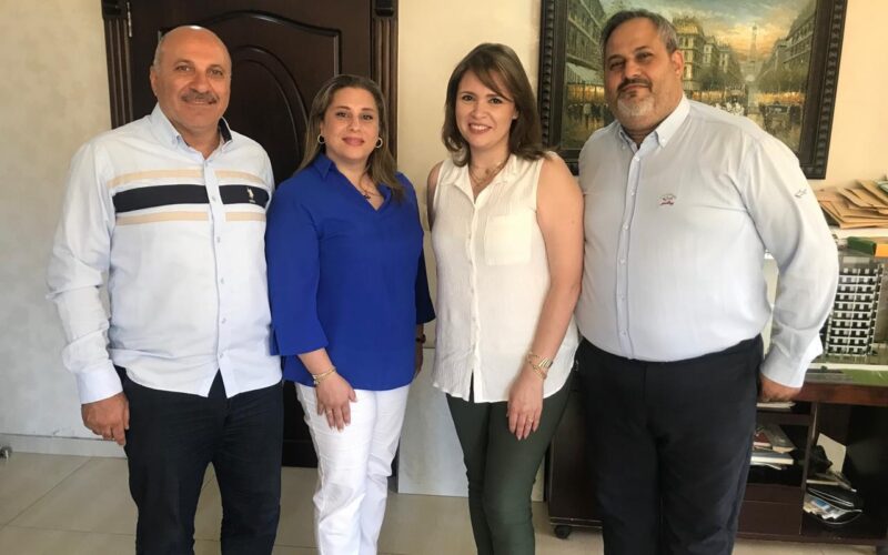 المهندسة آية البلولي تزور السيد نادر عزام