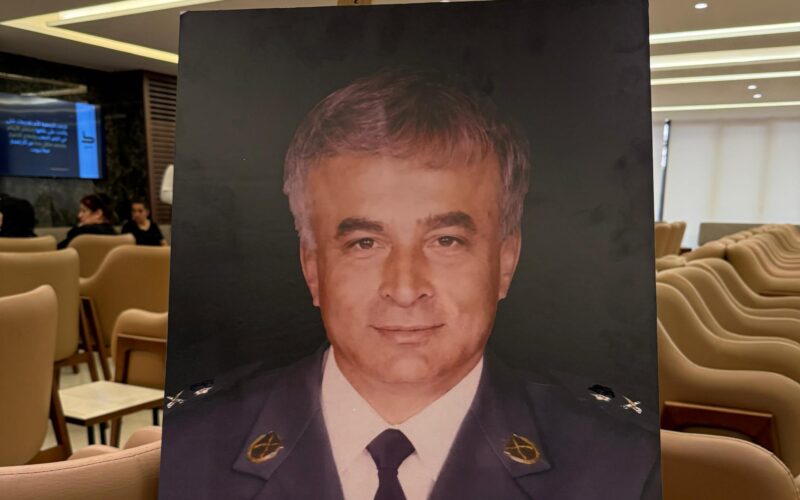 تم تقبل التعازي بوفاة العميد بشير طليس يوم الثلثاء ١٥ تموز ٢.٢٥ في جمعية التخصص والتوجيه العلمي