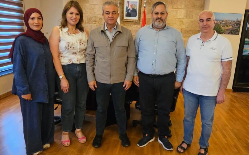 رئيس بلدية صيدا المهندس مصطفى حجازي يستقبل المهندسة آية البلولي