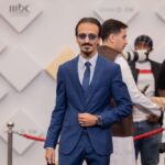 كريم صلاح الدين يتألق في السعودية ويفوز بجائزة أفضل ممثل دور أول ويخطف الأنظار في احتفال وزارة الثقافة