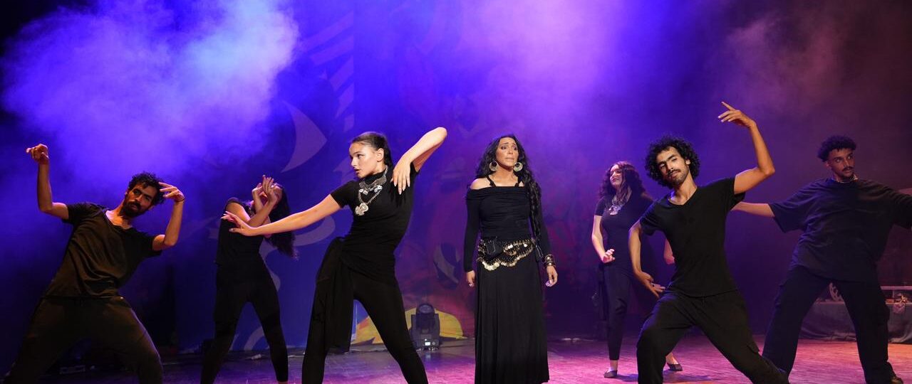 نغم صالح تحتفل بإطلاق ألبومها الجديد بعرض مسرحي ميوزيكال