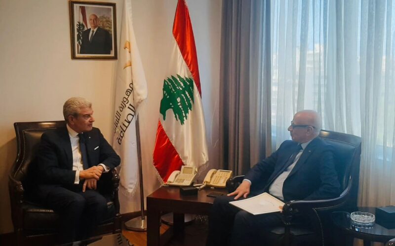 وزير الصناعة التقى سفيري المغرب والأردن