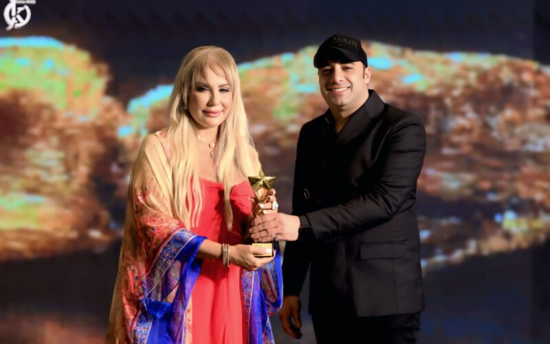 الفنانة اللبنانية سهام الصافي تُكرَّم في مهرجان “إيجي فاشن الدولي” بالقاهرة برعاية احمد العزبي
